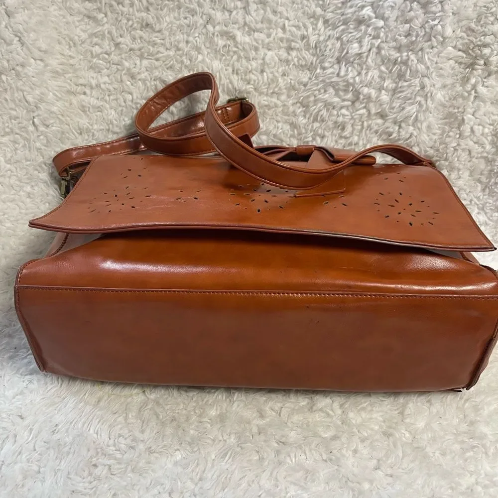 Ecosusi Synthetic leather tan Laptop Large Briefcase Bow & Eyelet accents